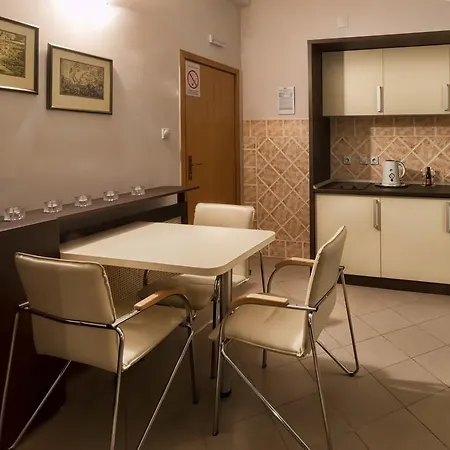 Vukasinovic - Free Parking Casa de hóspedes 4*