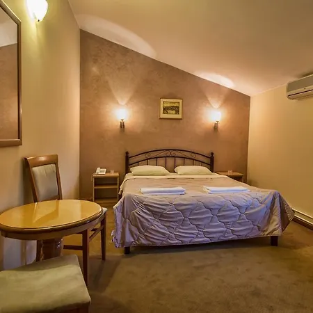 Vukasinovic - Free Parking Penzion Bělehrad