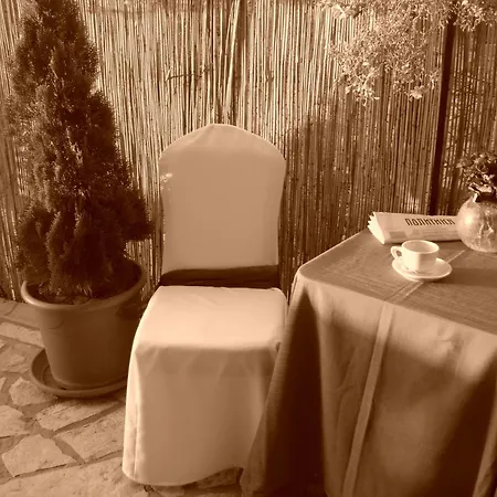 Vukasinovic - Free Parking 4* Belgrado