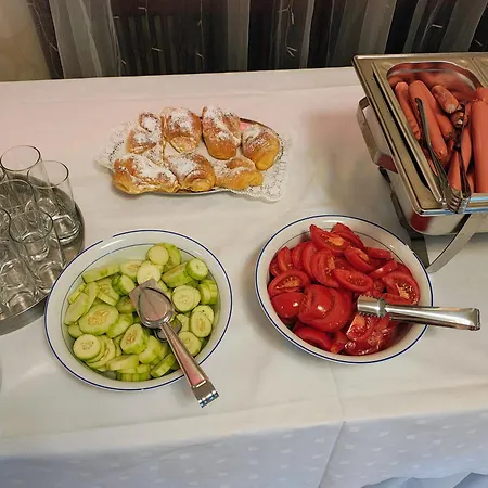 Pensionat Vukasinovic - Free Parking 4*