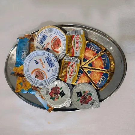 Vukasinovic - Free Parking Bělehrad